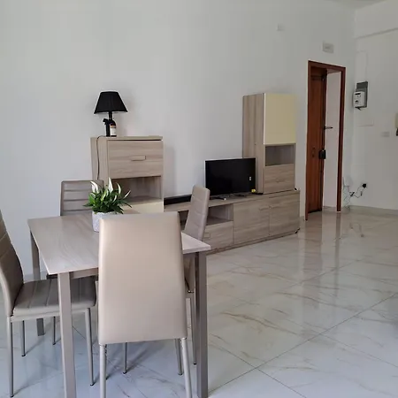 Апартаменты Anna's *